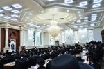 כ"ק אדמו"ר מסאטמאר שליט"א ביים סוגיא פארלערנען און לחיים אין היכל הישיבה