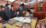 באזוך פון כ"ק אדמו"ר מקרעטשניף סיגעט שליט"א ביי כ"ק אדמו"ר מסאטמאר שליט"א 