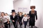 מעמד קביעת מזוזה און ראש השנה אינעם נייעם בית המדרש ד'באבוב – 45 