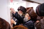 מעמד קביעת מזוזה און ראש השנה אינעם נייעם בית המדרש ד'באבוב – 45 