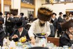 רייכע אויספאסן דעם מוצאי יום כיפור בחצה"ק סקווירא צוגעשטעלט ווי יאר יערליך דורך הנהלת המוסדות בית ציפורה דחסידי סקווירא בארא פארק
