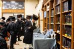 רייכע אויספאסן דעם מוצאי יום כיפור בחצה"ק סקווירא צוגעשטעלט ווי יאר יערליך דורך הנהלת המוסדות בית ציפורה דחסידי סקווירא בארא פארק