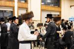 רייכע אויספאסן דעם מוצאי יום כיפור בחצה"ק סקווירא צוגעשטעלט ווי יאר יערליך דורך הנהלת המוסדות בית ציפורה דחסידי סקווירא בארא פארק