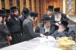 כ"ק אדמו"ר מבאסטאן שליט"א ביי כ"ק אדמו"ר מבעלזא שליט"א 
