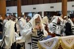 ערב און מוצאי יום הקדוש אין רוסלאנד 