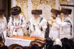 ערב און מוצאי יום כיפור ביי כ"ק אדמו"ר מבאבוב שליט"א 
