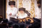 ערב און מוצאי יום כיפור ביי כ"ק אדמו"ר מבאבוב שליט"א 