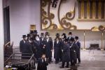 ערב און מוצאי יום כיפור ביי כ"ק אדמו"ר מבאבוב שליט"א 