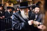 ערב און מוצאי יום כיפור ביי כ"ק אדמו"ר מבאבוב שליט"א 