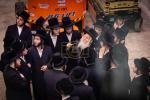 ערב און מוצאי יום כיפור ביי כ"ק אדמו"ר מבאבוב שליט"א 