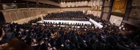 ערב און מוצאי יום כיפור ביי כ"ק אדמו"ר מבאבוב שליט"א 