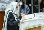 א' סליחות בחצר הקודש צאנז