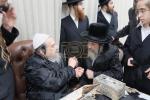 אב"ד וויזניץ שליט"א ביי הרה"ק רבי יעקב מאיר שעכטער שליט"א 
