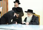 Main image for בחורי ישיבות צאנז ביי קבלת קהל ביי כ"ק אדמו"ר מצאנז שליט"א 