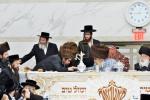 וואכנאכט, ברית, און סעודת ברית ביי אייניקל פון כ"ק אדמו"ר מסאטמאר שליט"א 