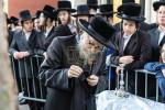 כ"ק אדמו"ר מסערדאהעלי שליט"א ביים מנהג כפרות ומצוות כיסוי הדם ערב יום כיפור 