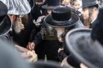 כ"ק אדמו"ר מסערדאהעלי שליט"א ביים מנהג כפרות ומצוות כיסוי הדם ערב יום כיפור 