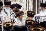 יום י"ג מידות ערב ומוצאי יו"כ ביי כ"ק אדמו"ר מבאבוב 45 שליט"א 