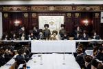 יום י"ג מידות ערב ומוצאי יו"כ ביי כ"ק אדמו"ר מבאבוב 45 שליט"א 