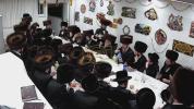 חג הסוכות ביי הגה"צ המשפיע רבי יצחק משה ערלאנגער שליט"א