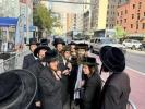 די עסקנים זענען שוין אויפ'ן וועג צום ריזיגע פראטעסט אין מאנהעטן 