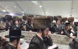 Main image for תפלות ביים ציון הקדוש אין ריבניץ ביום ההילולא קדישא.