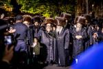 פולע געלאריע: בילדער און ווידיאוס פון נעילת החג און באגלייטן מוצאי סוכות בחצר הקודש סאטמאר 