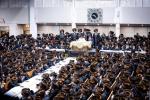 פולע געלאריע: בילדער און ווידיאוס פון נעילת החג און באגלייטן מוצאי סוכות בחצר הקודש סאטמאר 