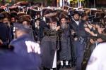 פולע געלאריע: בילדער און ווידיאוס פון נעילת החג און באגלייטן מוצאי סוכות בחצר הקודש סאטמאר 