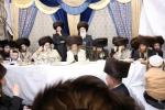 טיש סוכות וחלוקת הפרנסה ברויט בחצר הקודש קרעטשניף סיגעט  