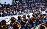 שמחת בית השואבה בראשות הגה"צ אב"ד סאטמאר קרית יואל שליט"א בסוכה הגדולה דק"ק קרית יואל