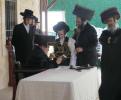 מעמד הנחת תפילין ושמחת החאלאקא ומסיבות לחיים פאר נכדי הגה"צ ראש ישיבת סאטמאר בני ברק שליט"א ביים עלטער זיידן כ"ק אדמו"ר מוויזניץ שליט"א אין מושב אורה