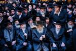 פולע גאלעריע פונעם גרויסארטיגן פראטעסט אין מאנהעטן קעגן די גזירת הגיוס 