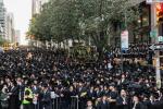 פולע גאלעריע פונעם גרויסארטיגן פראטעסט אין מאנהעטן קעגן די גזירת הגיוס 
