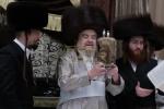 הקפות שניות מוצאי שמחת תורה תשפ"ו ביי הרה"ק רבי יעקב מאיר שעכטער שליט"א 