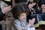 הקפות שניות מוצאי שמחת תורה תשפ"ו ביי הרה"ק רבי יעקב מאיר שעכטער שליט"א 