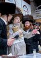 הקפות שניות מוצאי שמחת תורה תשפ"ו ביי הרה"ק רבי יעקב מאיר שעכטער שליט"א 