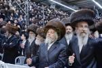 הקפות שניות מוצאי שמחת תורה תשפ"ו ביי הרה"ק רבי יעקב מאיר שעכטער שליט"א 