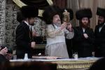 הקפות שניות מוצאי שמחת תורה תשפ"ו ביי הרה"ק רבי יעקב מאיר שעכטער שליט"א 