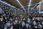 הקפות שניות מוצאי שמחת תורה תשפ"ו ביי הרה"ק רבי יעקב מאיר שעכטער שליט"א 