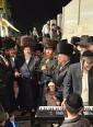 Main image for הרה"ק רבי יעקב מאיר שעכטער שליט"א ביי די חופה פון א אור אייניקל 