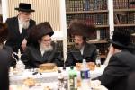 וואך נאכט פאר אור אייניקל פון כ"ק אדמו"ר מפאפא שליט"א און אייניקל פון כ"ק אדמו"ר מזלאטשוב און תולדת אהרן שליט"א 