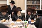 וואך נאכט פאר אור אייניקל פון כ"ק אדמו"ר מפאפא שליט"א און אייניקל פון כ"ק אדמו"ר מזלאטשוב און תולדת אהרן שליט"א 