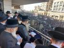 ערשטע בילדער און ווידיאו פון די ריזיגע עצרת המיליון וואס קומט יעצט פאר אין ירושלים קעגן די גזירת הגיוס 