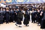 שמחת החתונה בחצר הקודש קראלי