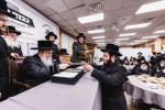 כ"ק אדמו"ר מבאבוב שליט"א ביי א מסיבה לטובת הכולל