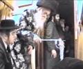 היסטארישע ווידיאו פון כ"ק אדמו"ר בעל ברך משה מסאטמאר זצ"ל חנוכה תשנ"ט