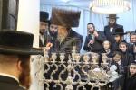 הרה"ק רבי יעקב מאיר שעכטער שליט"א ביים מעמד הדלקת הנרות יום ב' דחנוכה
