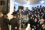 הרה"ק רבי יעקב מאיר שעכטער שליט"א ביים מעמד הדלקת הנרות יום ב' דחנוכה
