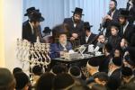 הרה"ק רבי יעקב מאיר שעכטער שליט"א ביים מעמד הדלקת הנרות יום ב' דחנוכה